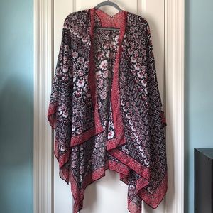 Floral express kimono/shawl